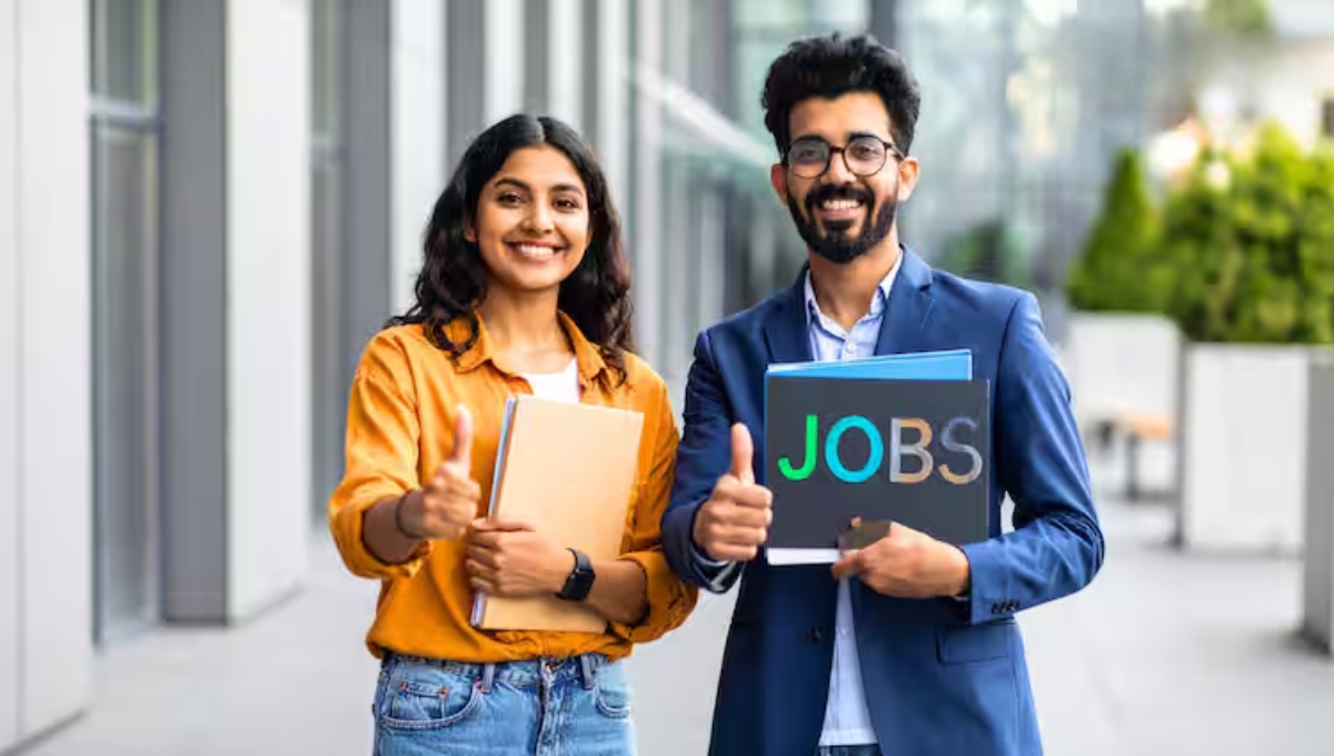 Sarkari Yojana: रोजगार की बौछार केंद्र सरकार 1 अगस्त से देगी 3.5 करोड़ नौकरियां, क्या आपको मिलेगा फायदा 