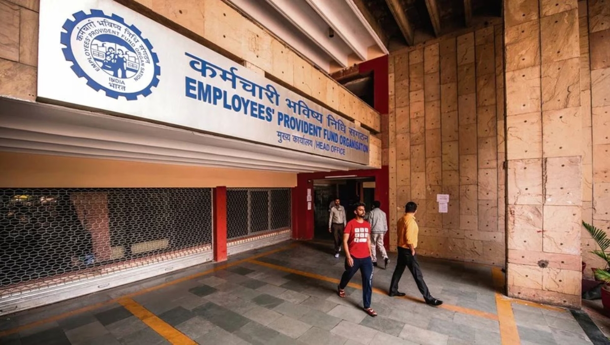 EPFO का नया नियम: अब UAN बनेगा सिर्फ आधार आधारित फेस ऑथेंटिकेशन से जानिए पूरा प्रोसेस
